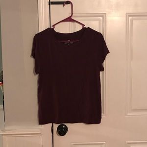 American Eagle soft t’s